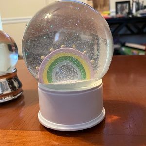 Rainbow snow globe